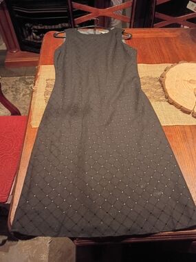 Black Sleeveless  Shift Dress